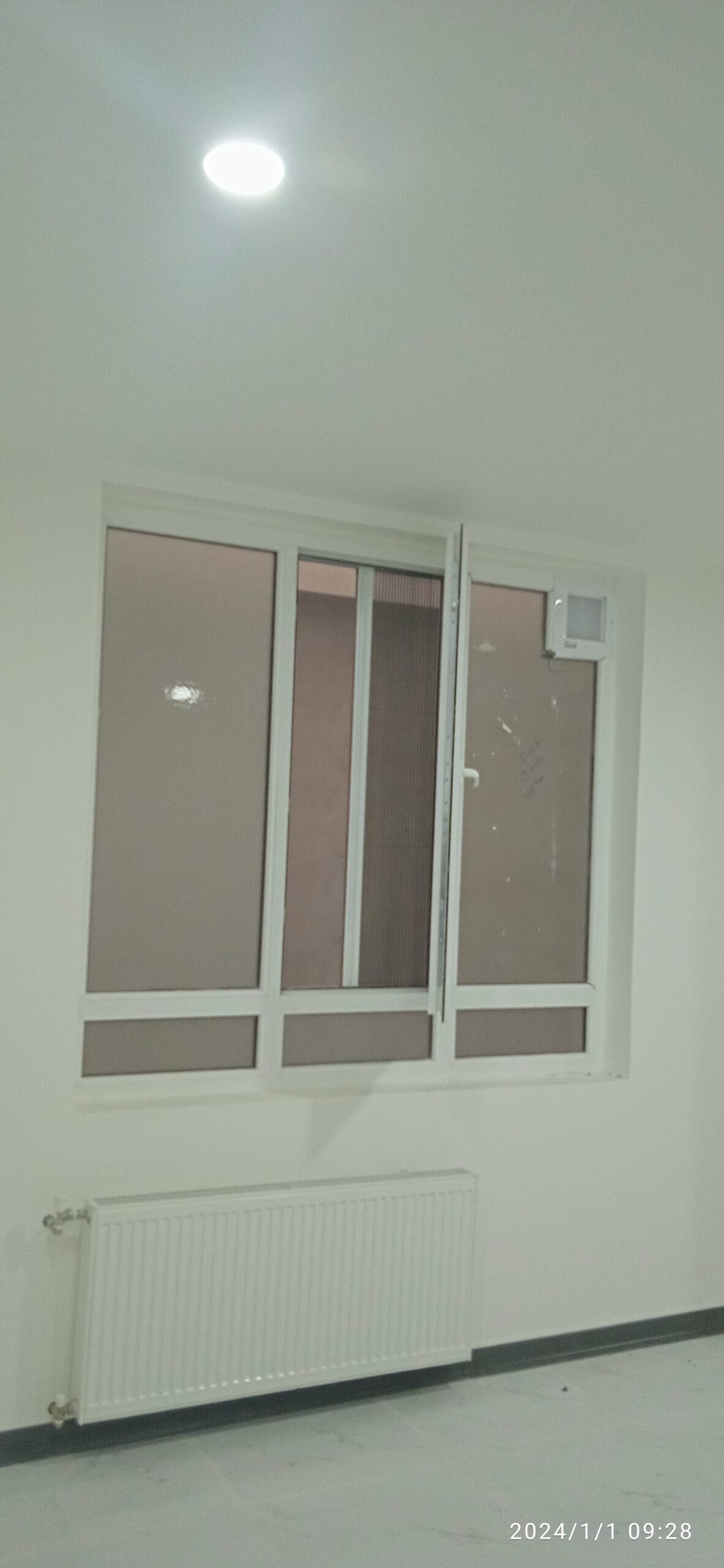 تولید انواع درب و پنجره های دو جداره یو پی وی سی قشم
